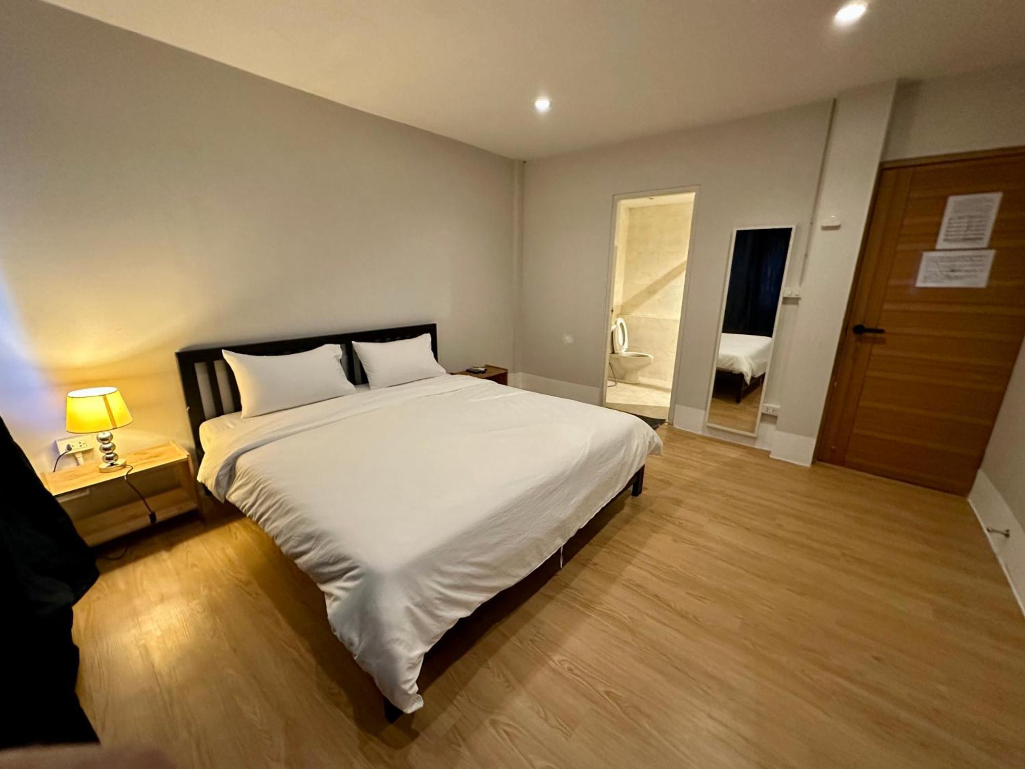 The Cute Silom Hostel Bangkok Dış mekan fotoğraf