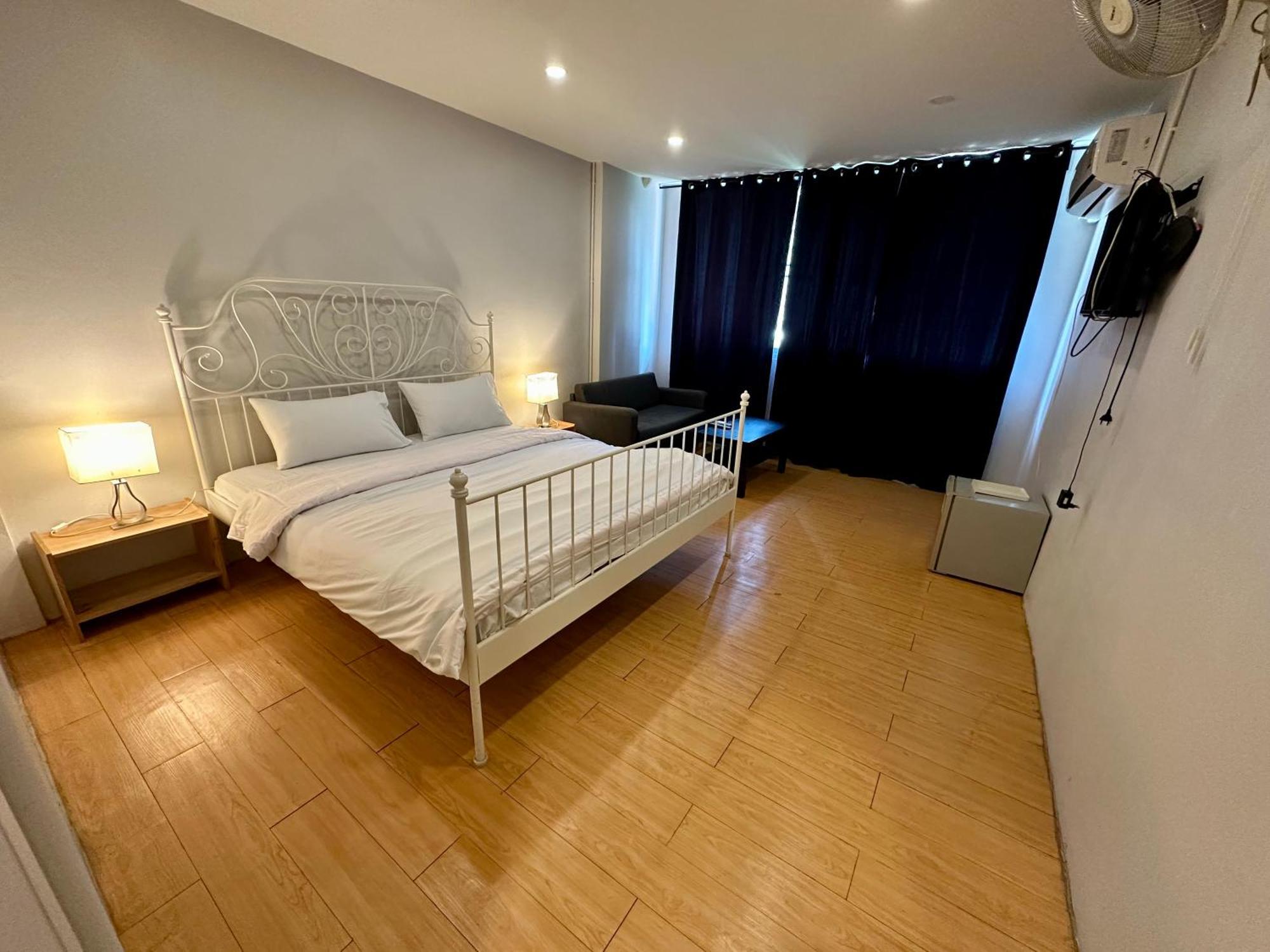 The Cute Silom Hostel Bangkok Dış mekan fotoğraf