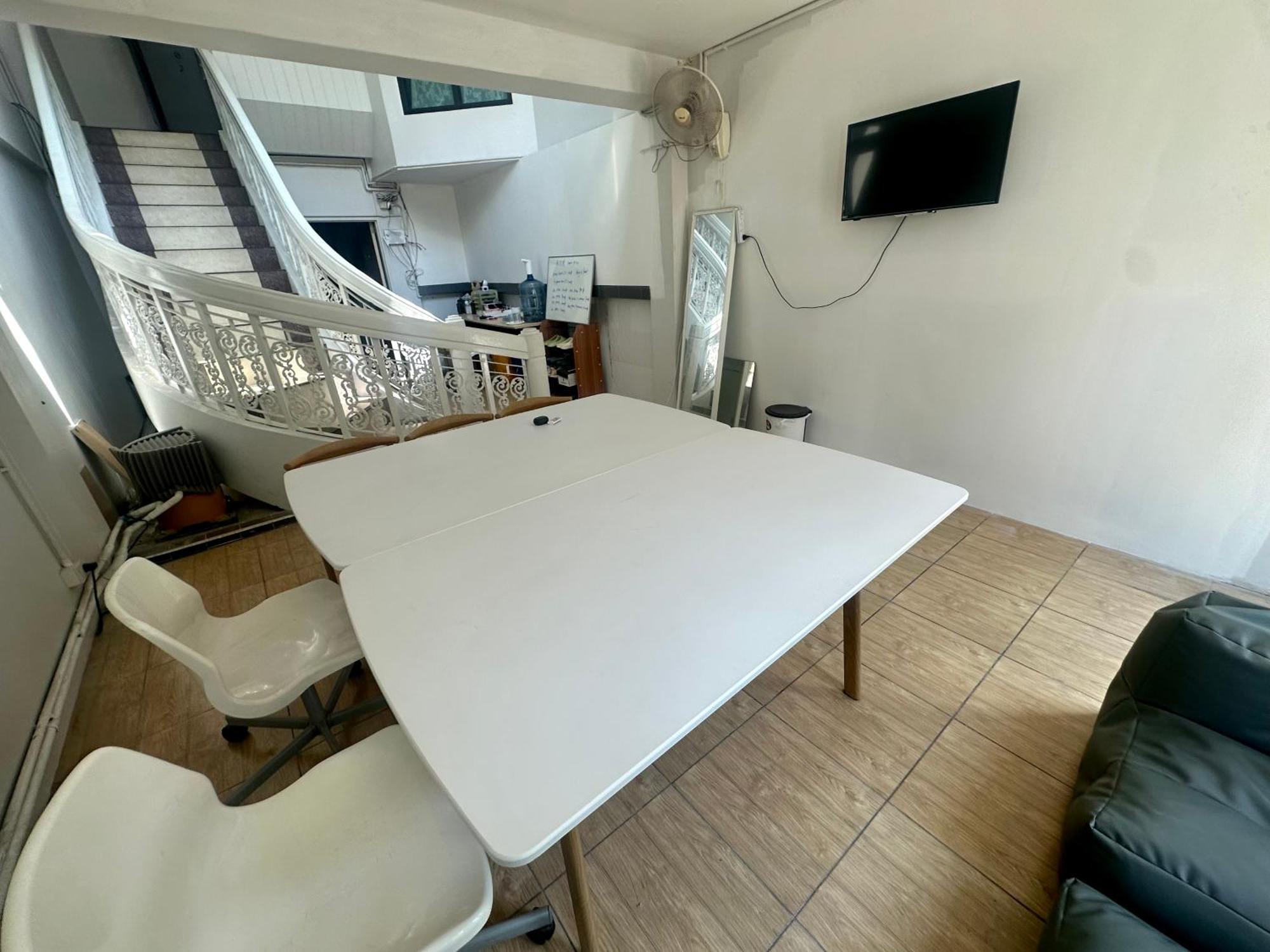 The Cute Silom Hostel Bangkok Dış mekan fotoğraf
